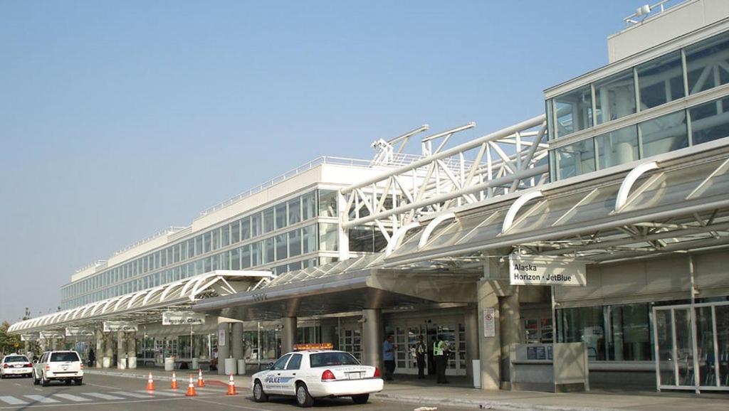 Holiday Inn Express Hotel & Suites Ontario Airport-Mills Mall By Ihg Rancho Cucamonga Dış mekan fotoğraf